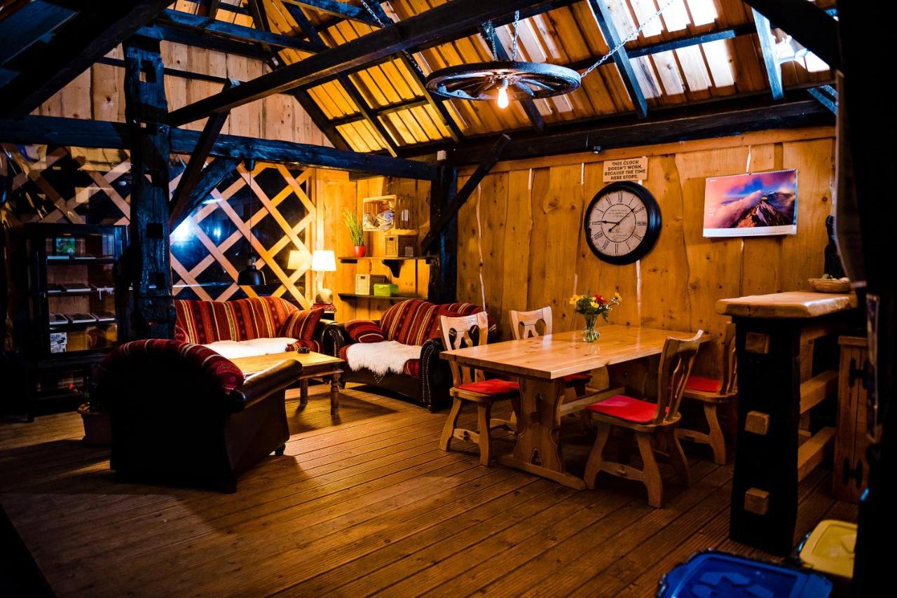 Glamping Forest Edge Камник Экстерьер фото